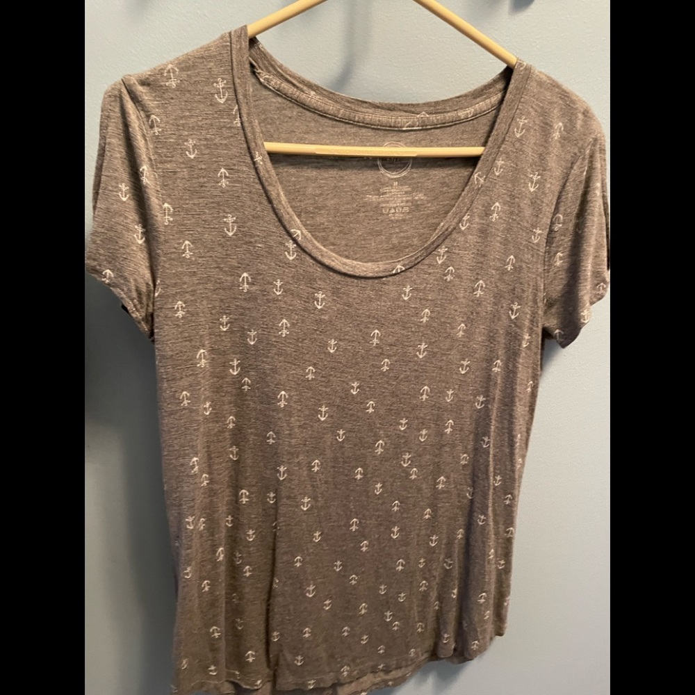 Gray Anchor T-shirt Medium Maurice’s